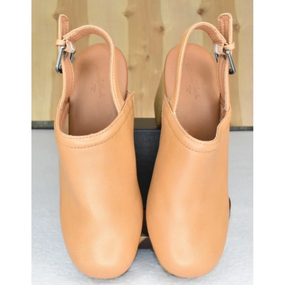 Universal Thread Watson Women Sz 7 Tan Platform Slingback Closed Toe Block Heel